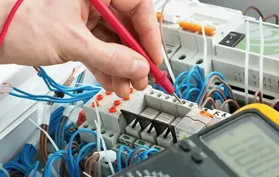 Professional electrician in Peckham